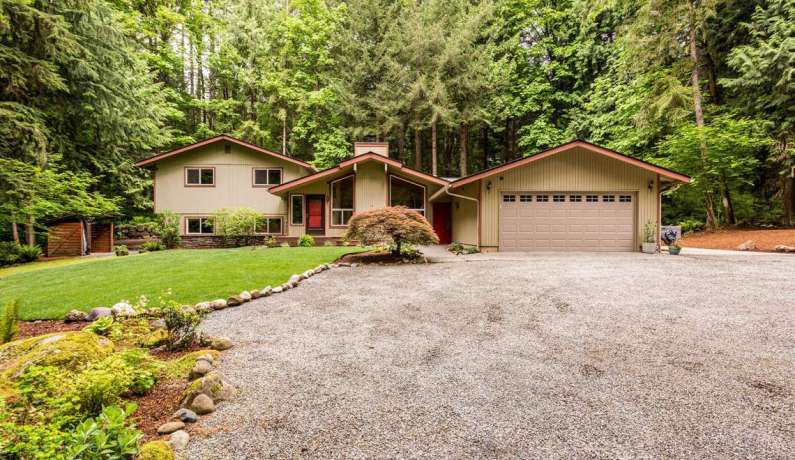 25402 SE Mirrormont Wy | Issaquah