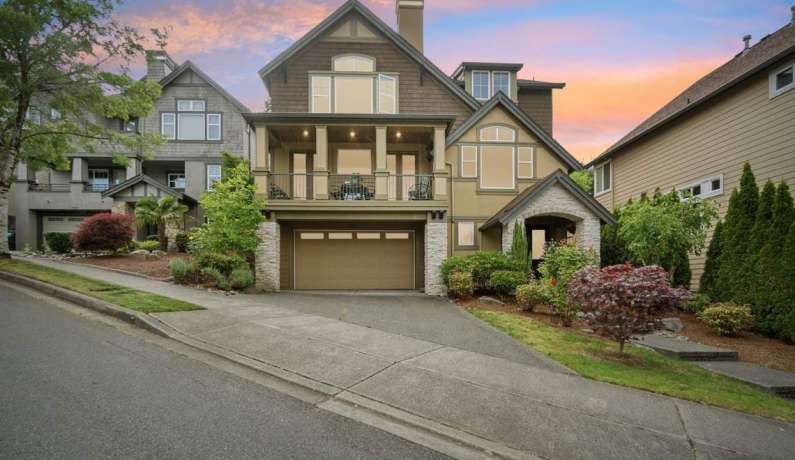 721 Lingering Pine Dr NW | Issaquah